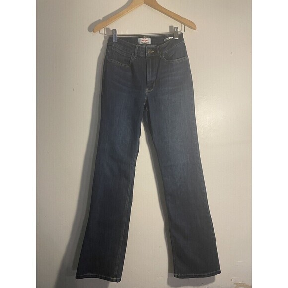 Wrangler Women’s High Rise Bold‎ Boot Jeans 2 x 32 - Picture 1 of 3